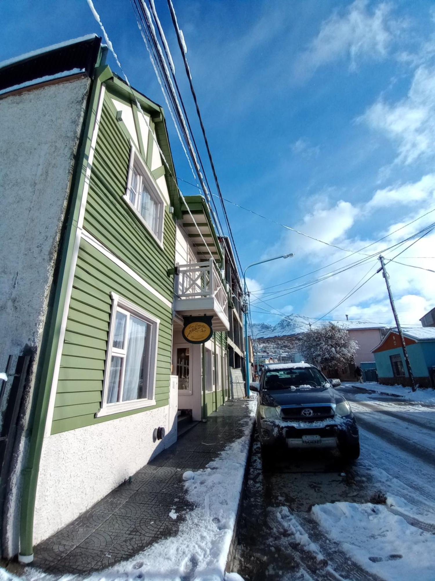 Los Calafates Hotel Ushuaia Dış mekan fotoğraf